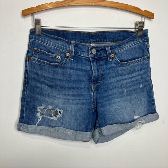 Levi’s distressed cuffed denim shorts women’s size 27 trendy summer casual - Picture 1 of 6
